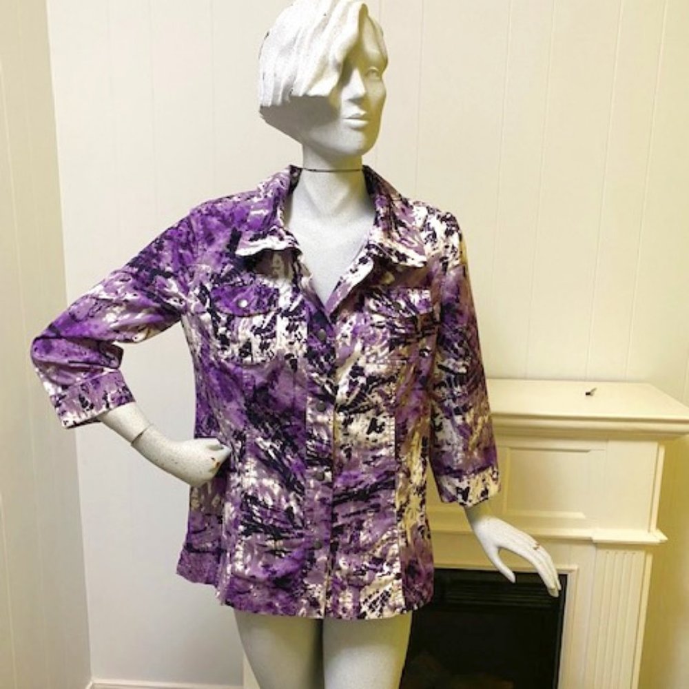 Chico's Purple/White/Black Pattern Snap Front Shirt - Size 0